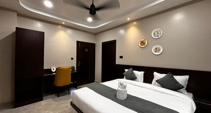 park abode Room Type - Deluxe Room with King Bed