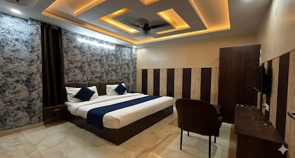 Hotel Kings Paradise & Banquet Room Type - Super Deluxe Hotel Kings Paradise & Banquet Room Type - Super Deluxe