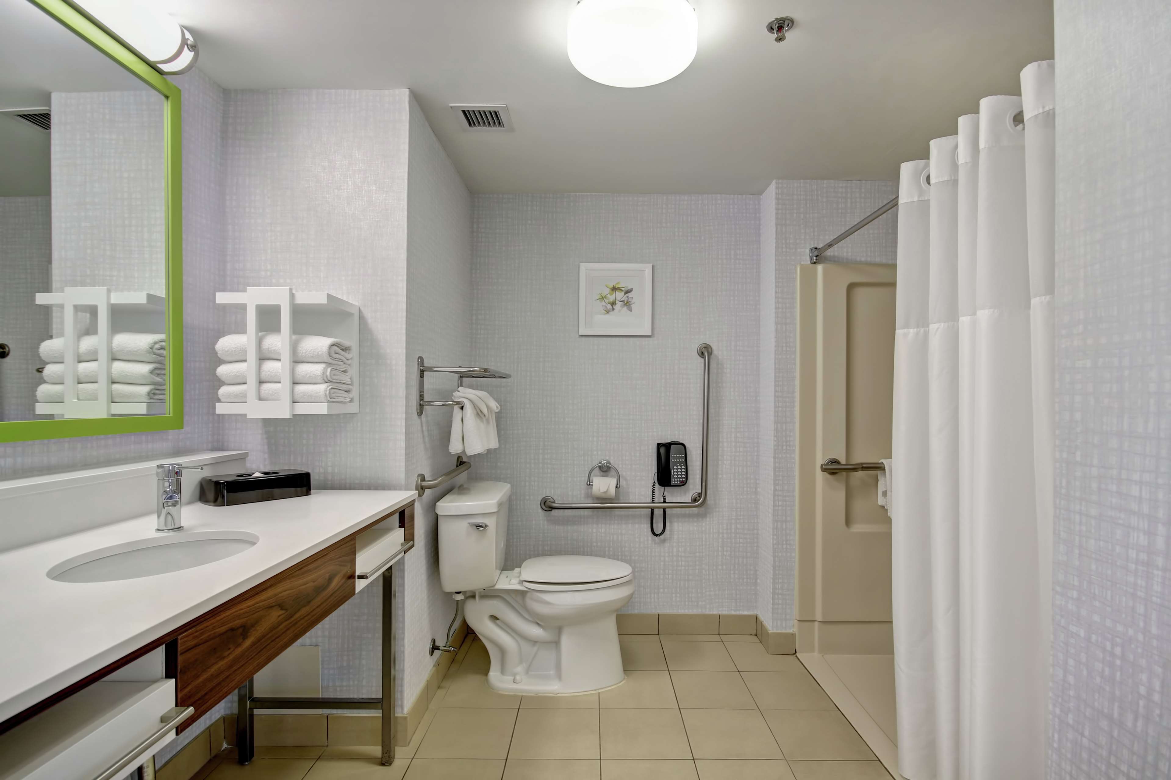 Hampton Inn & Suites by Hilton - Guelph - Tap to explore photos