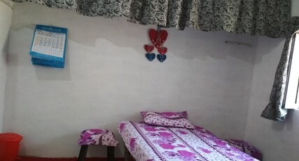 Holiday Home Stay Room Type - Standard Non AC Room