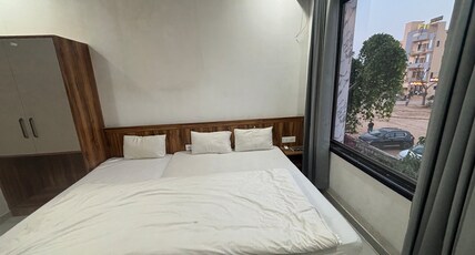 Hotel Shyam Jagat Palace. Room Type - Luxury Triple Room