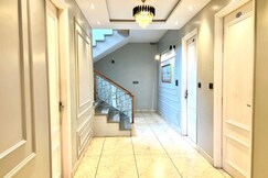 HillTop Heaven By 7 Hills