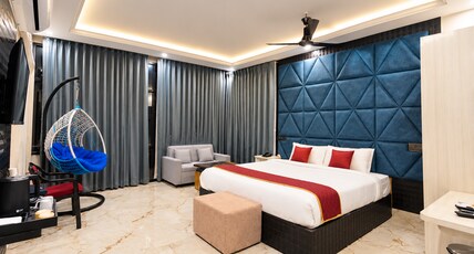 Priya Residency Pondicherry Room Type - Premium Bathtub Room with Balcony Priya Residency Pondicherry Room Type - Premium Bathtub Room with Balcony