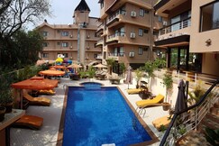 La Sunila Suites Baga by WSI.