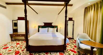 Pukhraj Club And Resort Room Type - Presidential Suite