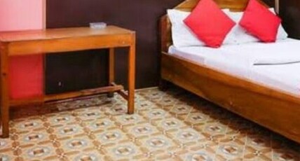Hotel Tashi Den. Room Type - Standard Room