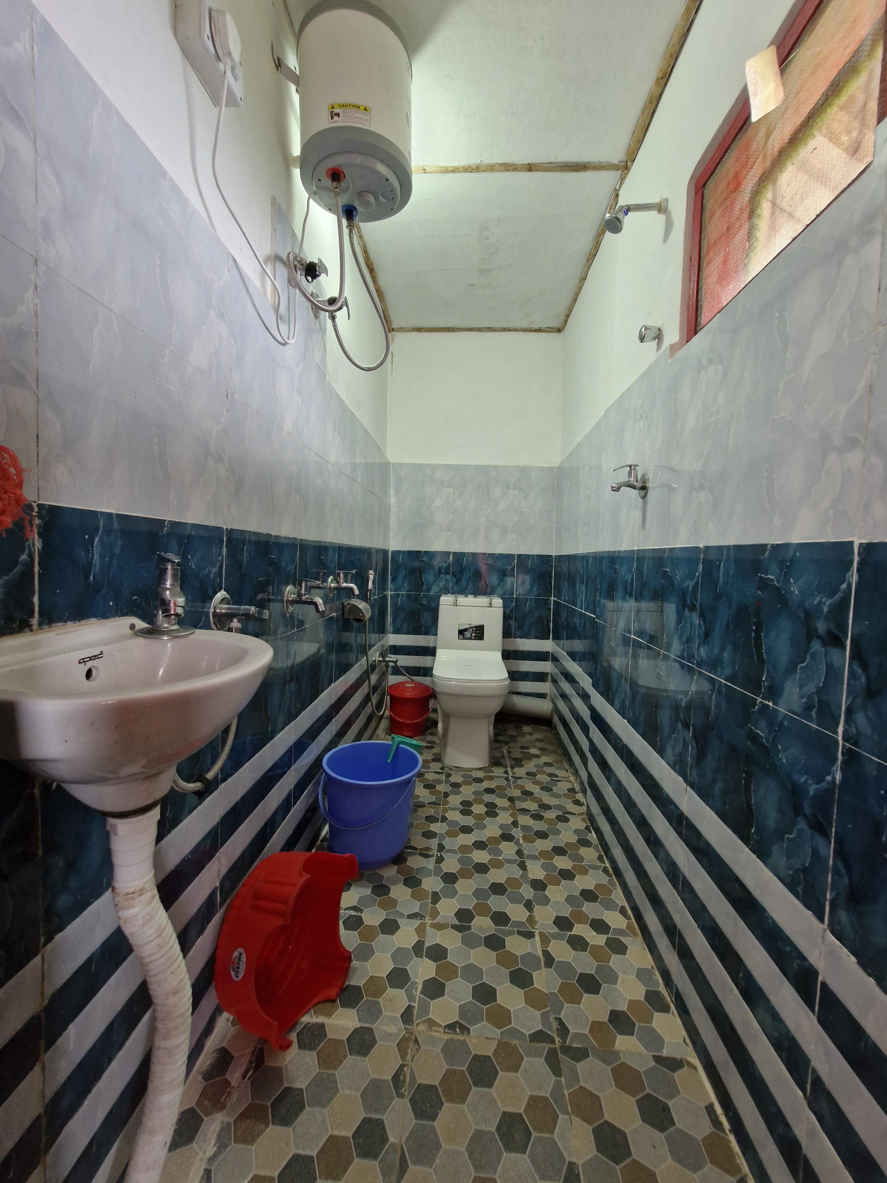 Girikunj Homestay - Tap to explore photos