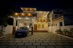 Celandine by Lattice Landmark