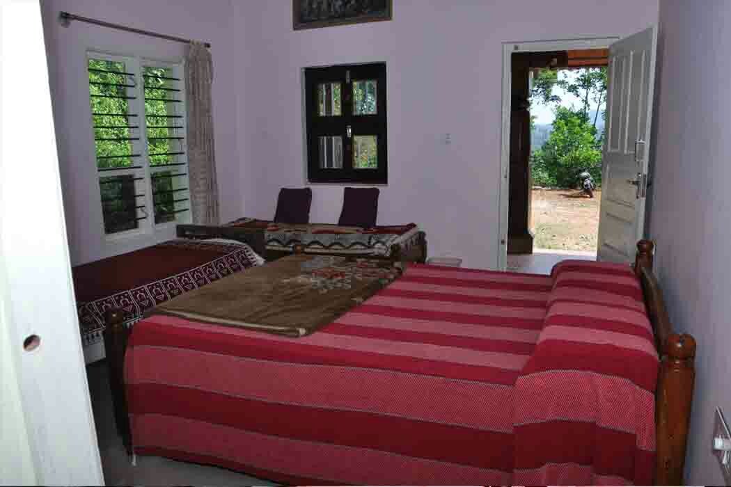 Megha Giri Homestay - Tap to explore photos