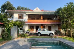 Fool's Paradise | Swimming Pool