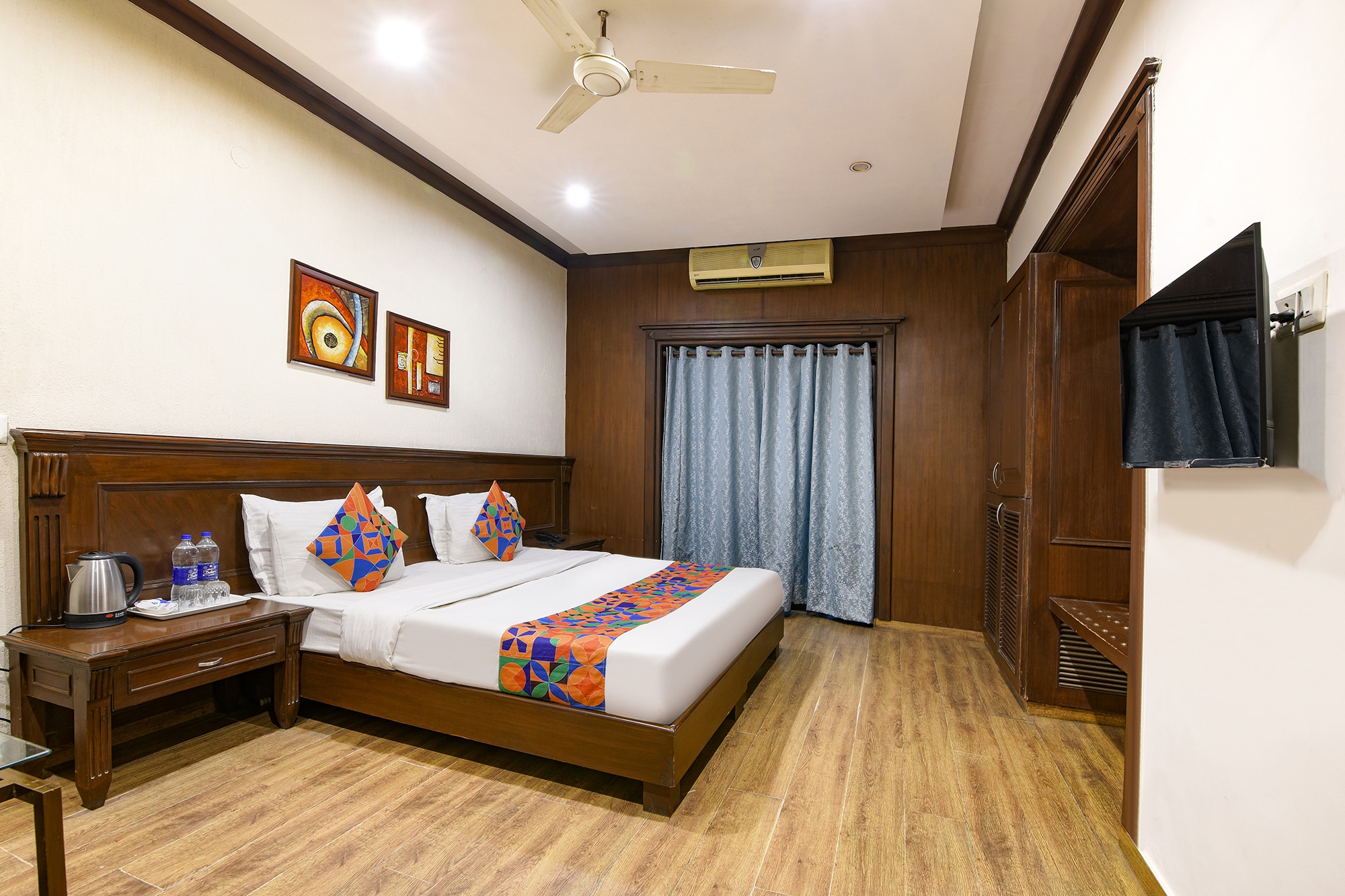 FabHotel Siris 18 - Aravali Biodiversity Park - Tap to explore photos