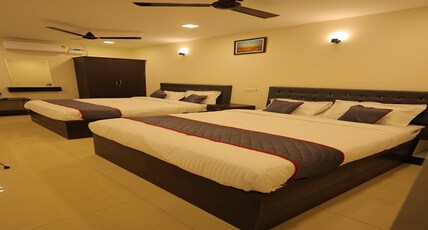 SRI SRINIVASA RESIDENCY Room Type - Quadruple Room