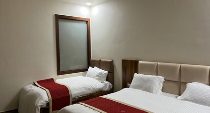 Hotel Taj Sarovar Room Type - Superior Triple Bed Room Hotel Taj Sarovar Room Type - Superior Triple Bed Room