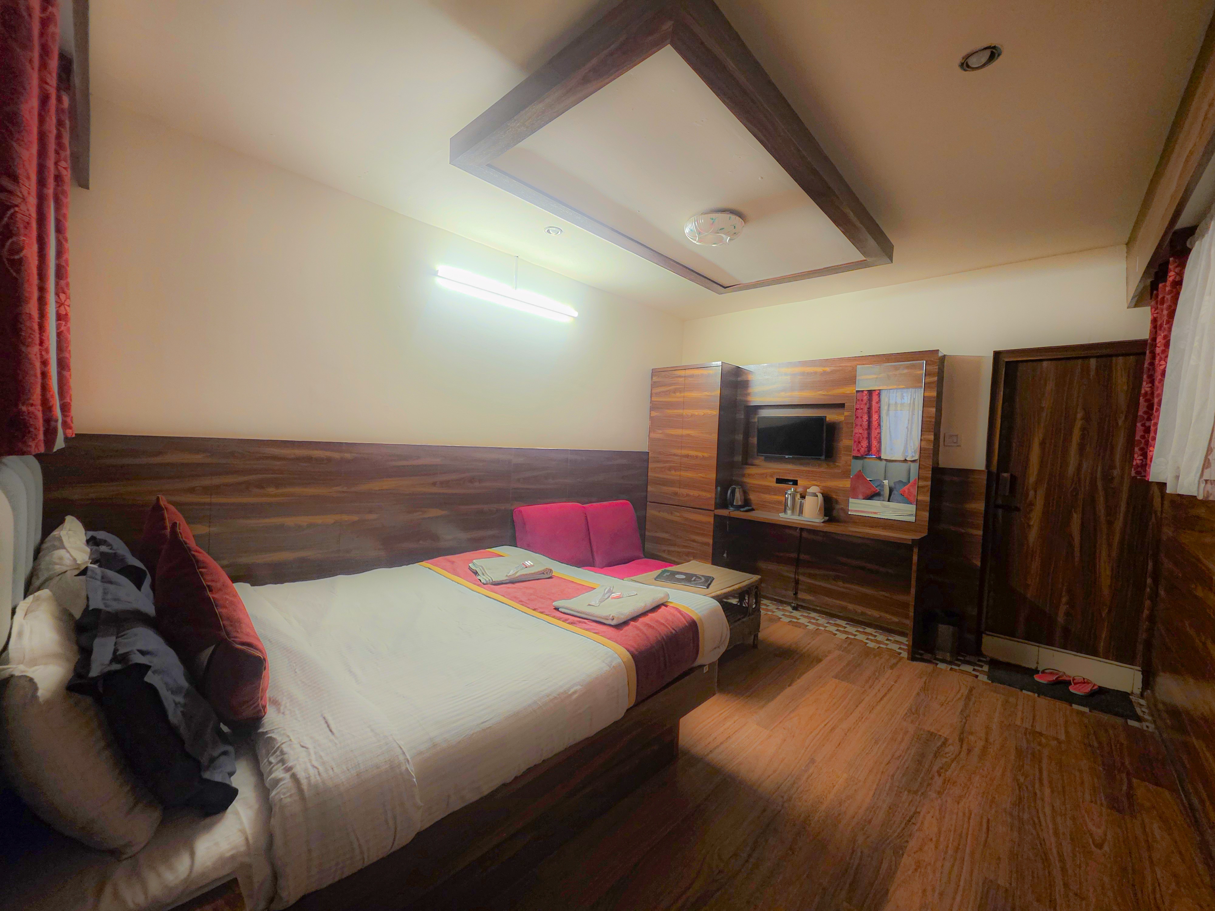 Hotel Marvel International Darjeeling - Tap to explore photos