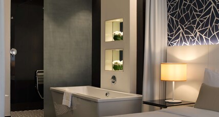Radisson Blu Hotel, Lagos Ikeja Room Type - Junior Suite - Lounge Access