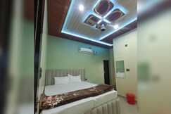 Hotel comfort inn and banquet hall