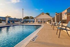 Best Western Regency Inn & Suites
