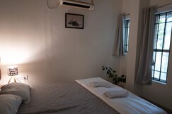 Charming Petrichor Room in Shared Home