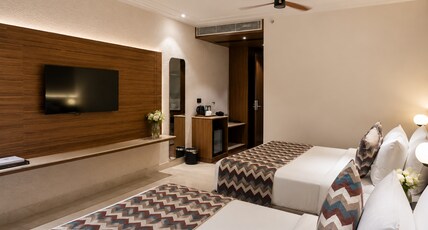 Shanti Sarovar Haridwar Room Type - Superior Family Room (Mountain View)