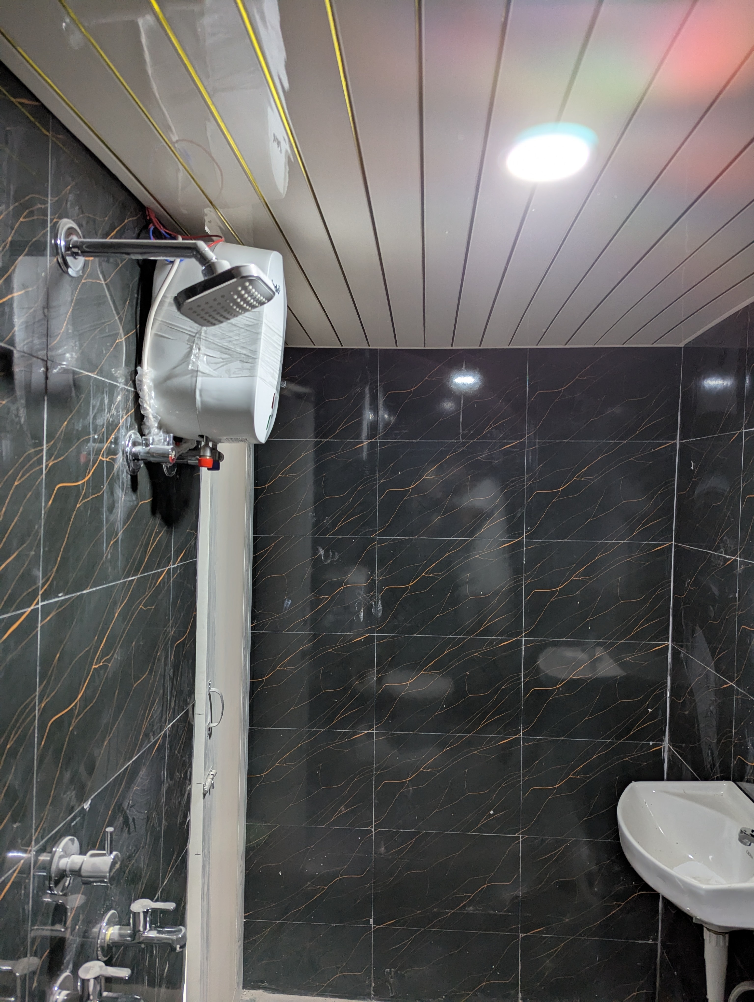 Meenakshi Paying Guest House - Tap to explore photos