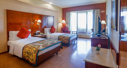 The Lalit Mumbai Room Type - Lalit Executive Club Twin Bed on Higher Floor with Bathtub The Lalit Mumbai Room Type - Lalit Executive Club Twin Bed on Higher Floor with Bathtub