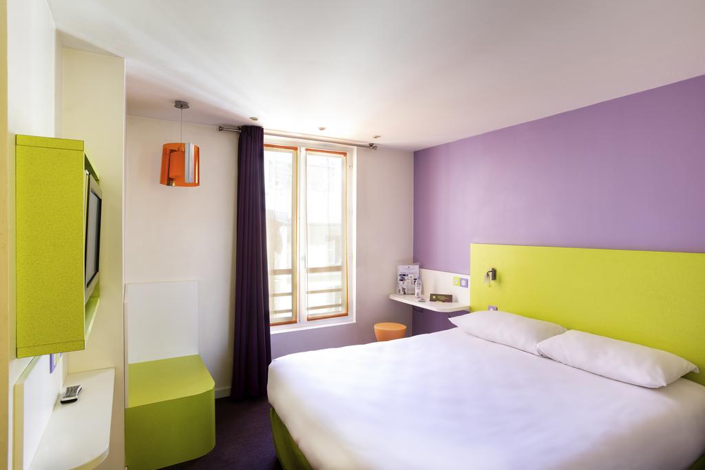 ibis Styles Paris Gare de l'Est TGV - Tap to explore photos