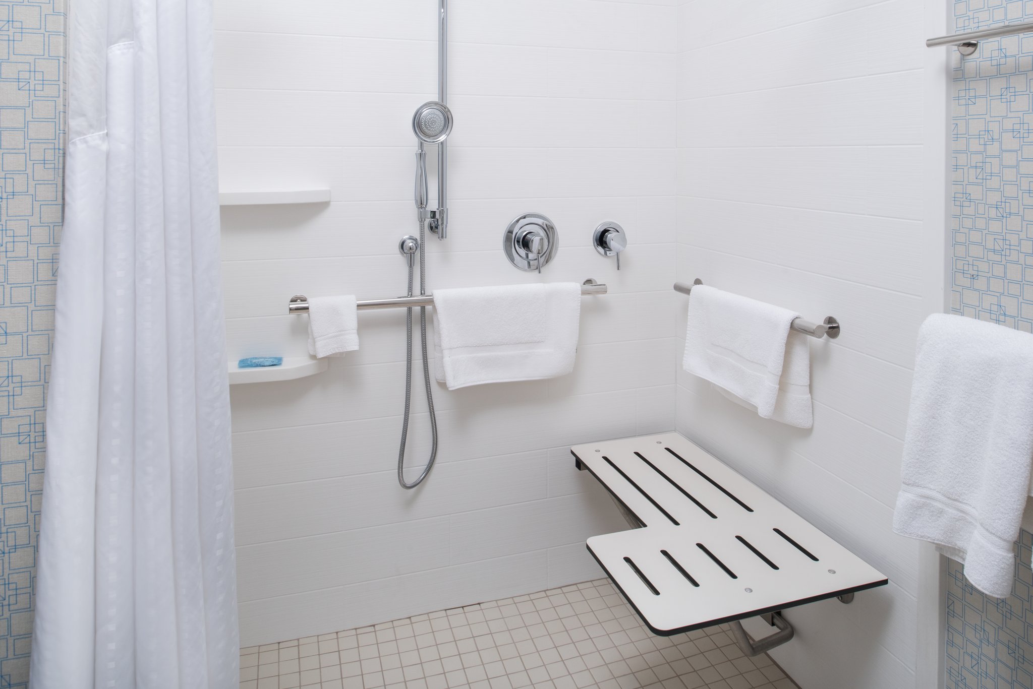 Holiday Inn Express Hotel & Suites Bismarck - Tap to explore photos