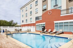 Holiday Inn Express & Suites Palatka Northwest