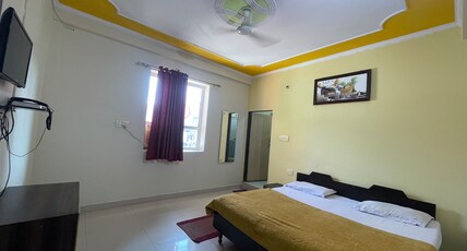 Murli Guest House Room Type - AC Room