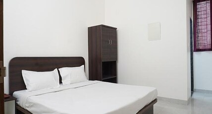 Via Gargi Galuxe Room Type - Deluxe Room
