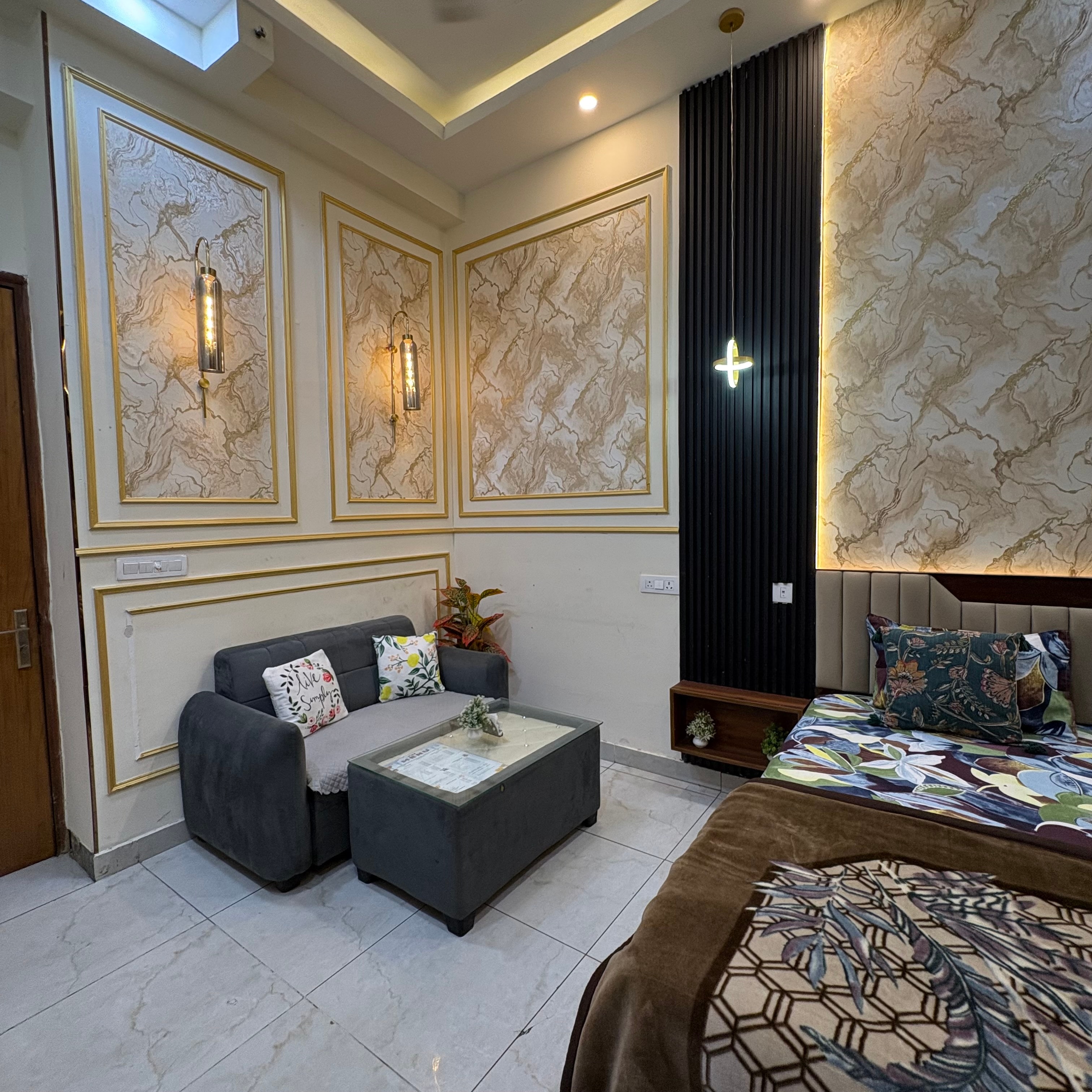 Cozy 1RK Near Metro| Couple Friendly Apartment - Tap to explore photos
