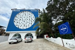 Photos of The Moon Hotel