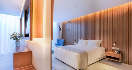 Radisson Beach Resort Larnaca Room Type - Garden Room - Balcony amp; Pool View