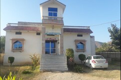 Hotel Lalbagh and Guest House