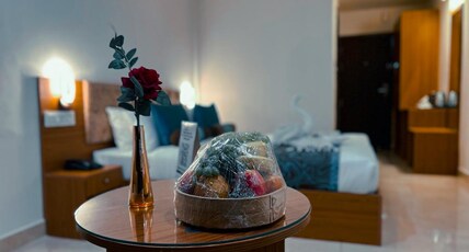 Happy Stays Whitefield Room Type - Deluxe Room