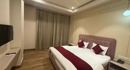 SHREE RAJASTHAN'S INN Room Type - Deluxe Room