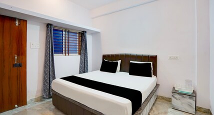 SPOT ON Hotel Aarav Palace Room Type - Classic