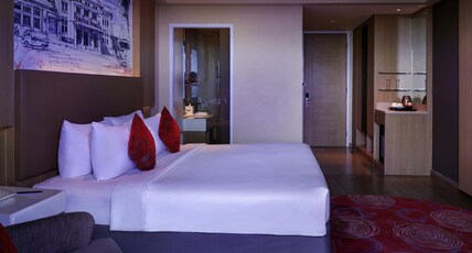 GRAND MERCURE BANDUNG SETIABUDI Room Type - Deluxe Room with 1 Queen size bed