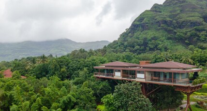 Malharmachi Luxury Mountain Resort Room Type - Nabhananta Sky View with Private Plunge Pool