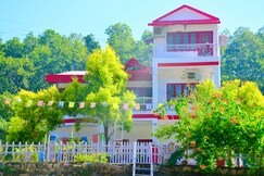 Wanderlust River Stay Villas