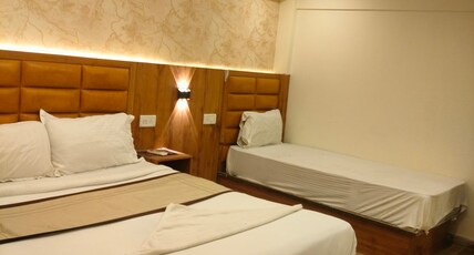 Clock Inn Dormitory Room Type - Classic Triple Bed