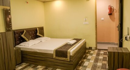 Hotel Moon Light Room Type - Double Bed Room