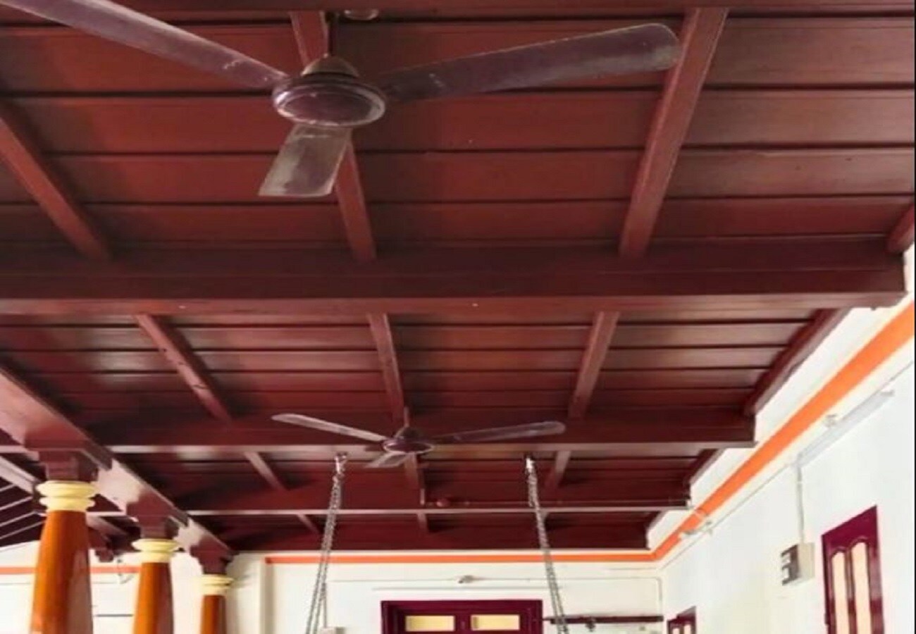 150yr Traditional House - Tap to explore photos