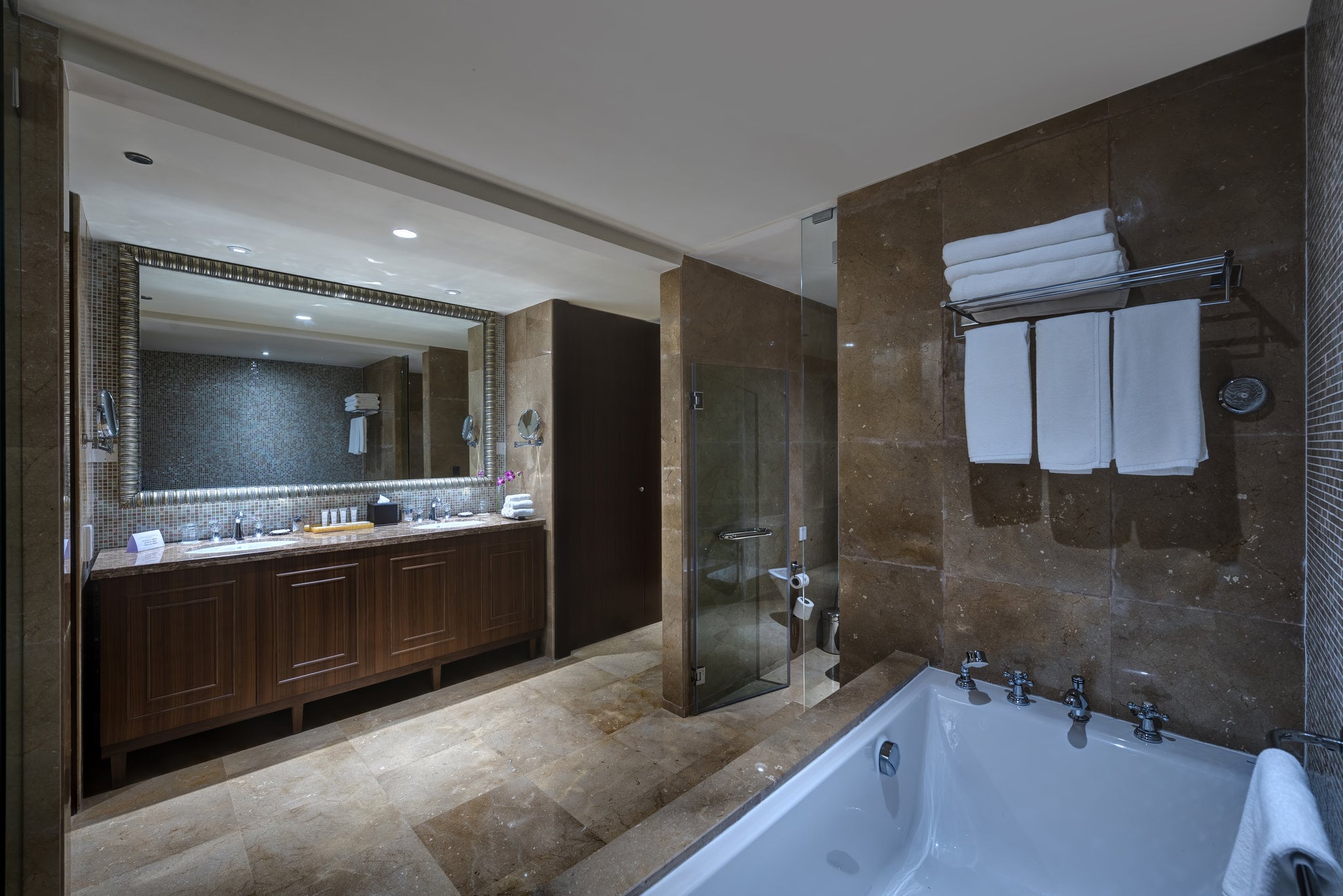 Crowne Plaza DUQM - Tap to explore photos
