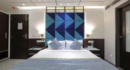 Hotel Pragati The Grand Room Type - Suprior Room