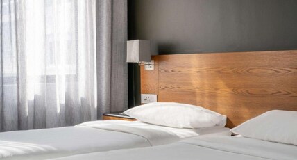 Radisson Hotel Cape Town Foreshore Room Type - Standard Room Radisson Hotel Cape Town Foreshore Room Type - Standard Room