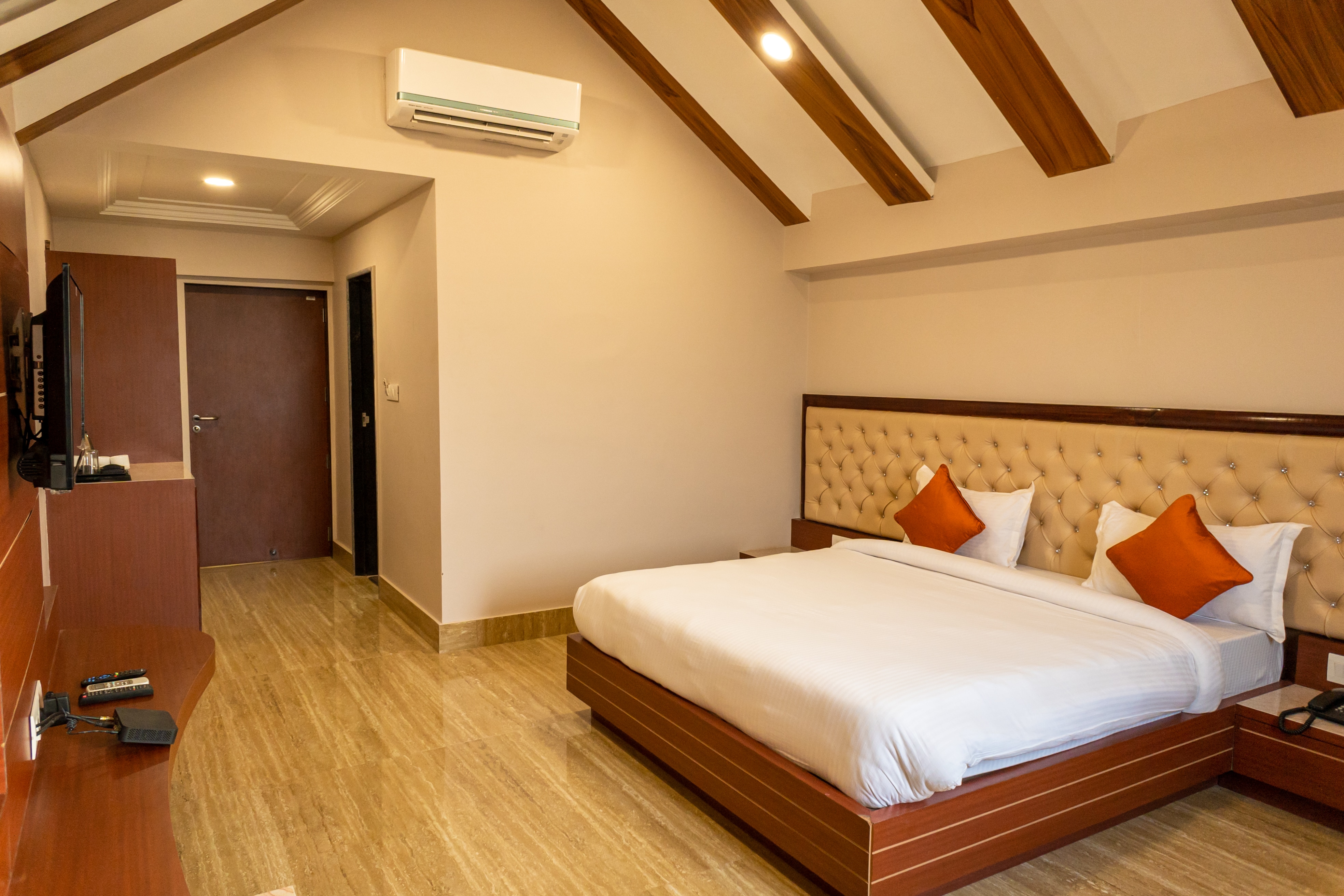 Riddhi siddhi resorts - Tap to explore photos