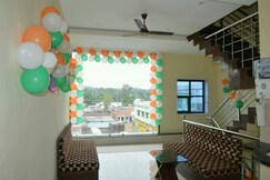 HOTEL NAVRANG