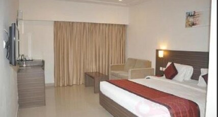 Hotel Midcity Room Type - Deluxe City King