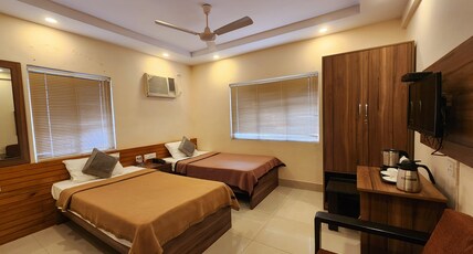 WISE OWL COMFOTEL Room Type - Deluxe Room Free Wifi